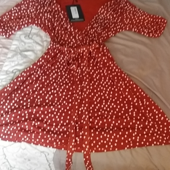 New Pretty little thing dress - Picture 3 of 6